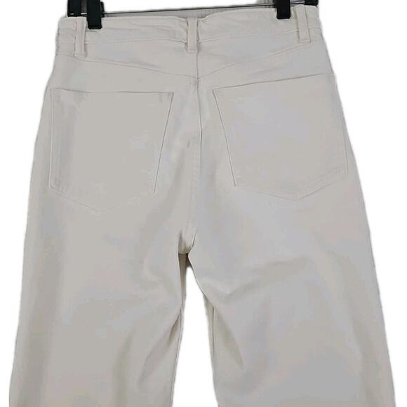 ZARA ~Woman Size 6~ White Straight Leg Hight Rise Jeans Cotton Blend. - Picture 9 of 14